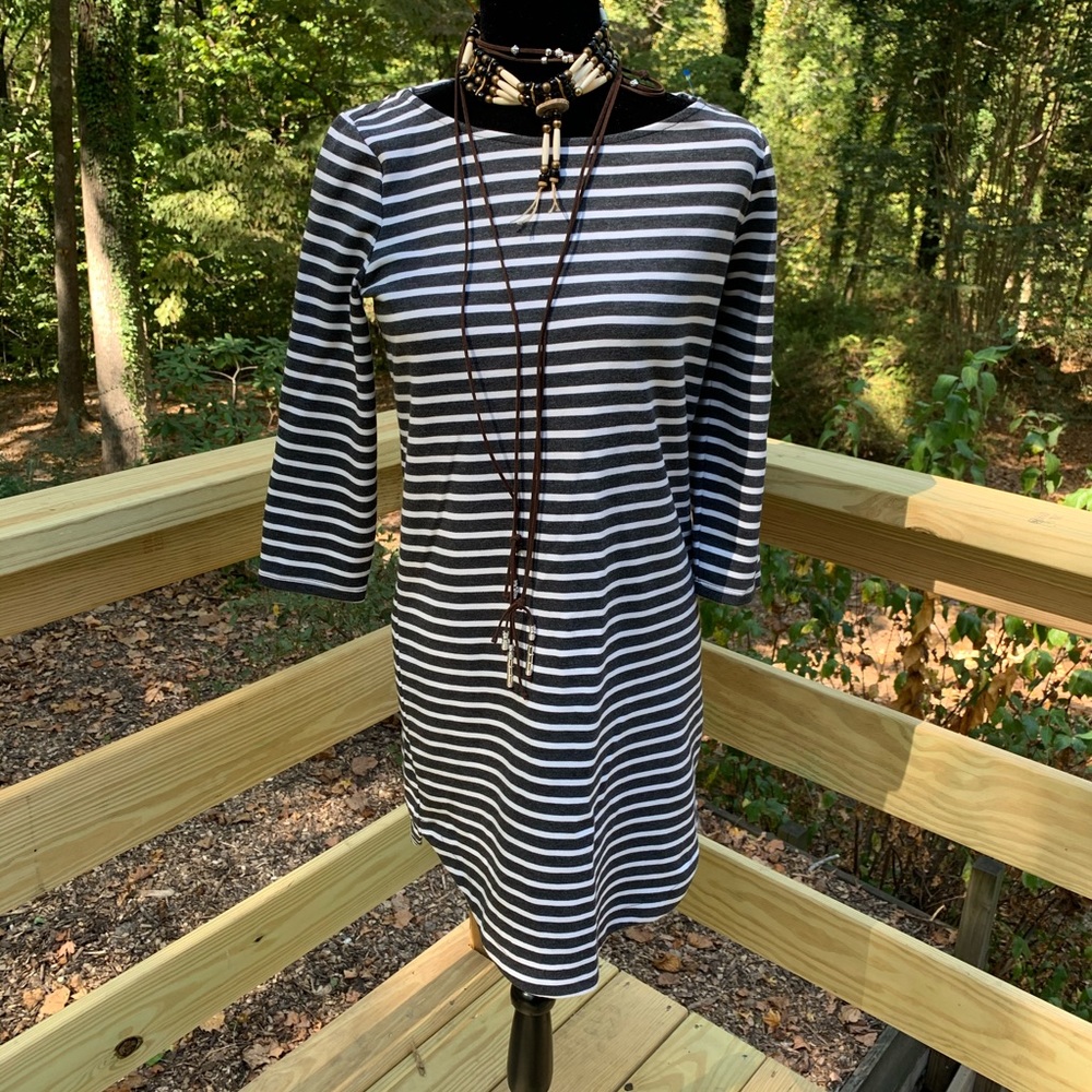 5 for $25 Gap boatneck casual dress
